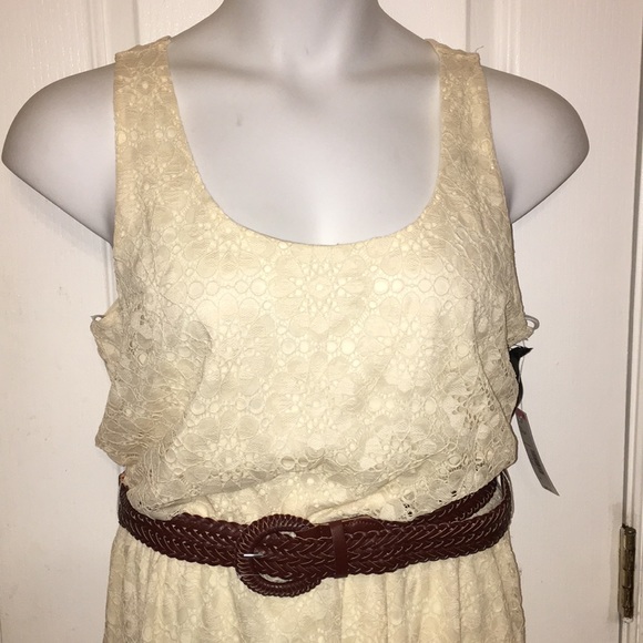 Fifth & Park missy lace overlay cream belted maxi - Picture 2 of 7